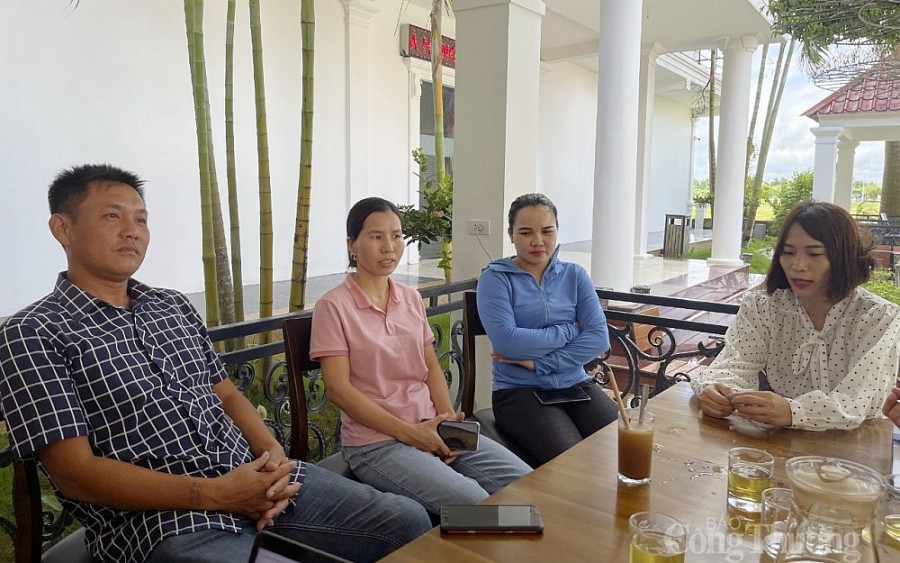 Giáo viên hợp đồng ở Nghệ An 'kêu cứu' Giáo viên hợp đồng ở Nghệ An 'kêu cứu'