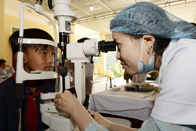 Đón trung thu sớm với hơn 700 trẻ em tại xã nghèo miền núi Nghệ An don trung thu som voi hon 700 tre em tai xa ngheo mien nui nghe an