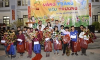 Đón trung thu sớm với hơn 700 trẻ em tại xã nghèo miền núi Nghệ An