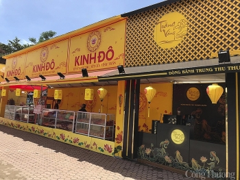 Nghệ An: Thị trường bánh Trung thu ảm đạm dù bày bán sớm