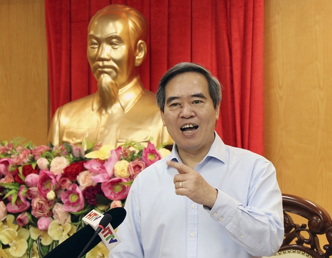 de nghi som xem xet cham dut du an khai thac mo sat thach khe