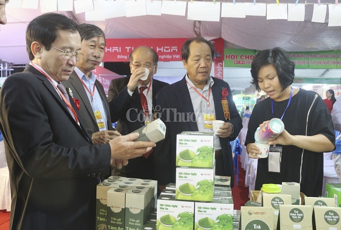 Khai mạc Hội chợ nông nghiệp công nghệ cao tỉnh Nghệ An 2018 khai mac hoi cho nong nghiep cong nghe cao tinh nghe an 2018