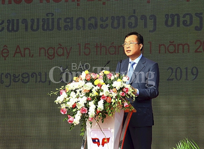 Ngày hội thắm tình hữu nghị Việt- Lào ngay hoi tham tinh huu nghi viet lao