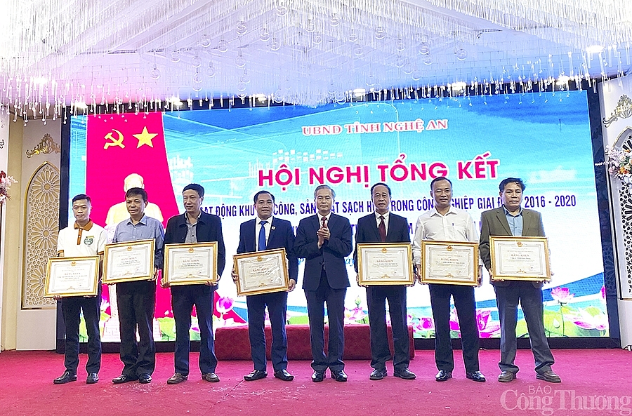 Nghệ An: Hội nghị khuyến công, sản xuất sạch hơn đoạn 2016 – 2020 và kết nối cung cầu năm 2020 Nghệ An: Hội nghị khuyến công, sản xuất sạch hơn đoạn 2016 – 2020 và kết nối cung cầu năm 2020