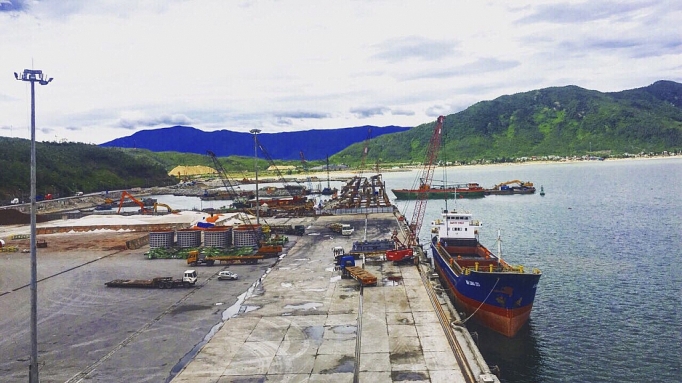 ha tinh thu ngan sach qua cang vung ang dat tren 5200 ty dong