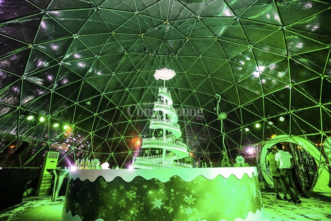 Đêm nhạc hội “Vui Giáng sinh cùng Huda - Bừng sáng tự hào miền Trung” dem nhac hoi vui giang sinh cung huda bung sang tu hao mien trung