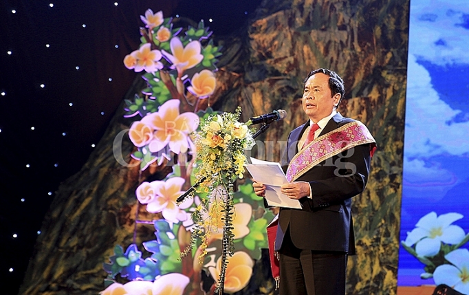 Giao lưu nghệ thuật “Son sắt nghĩa tình, Trường Sơn Đông – Trường Sơn Tây” giao luu nghe thuat son sat nghia tinh truong son dong truong son tay