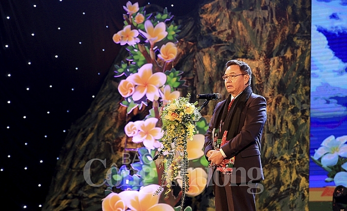 Giao lưu nghệ thuật “Son sắt nghĩa tình, Trường Sơn Đông – Trường Sơn Tây” giao luu nghe thuat son sat nghia tinh truong son dong truong son tay