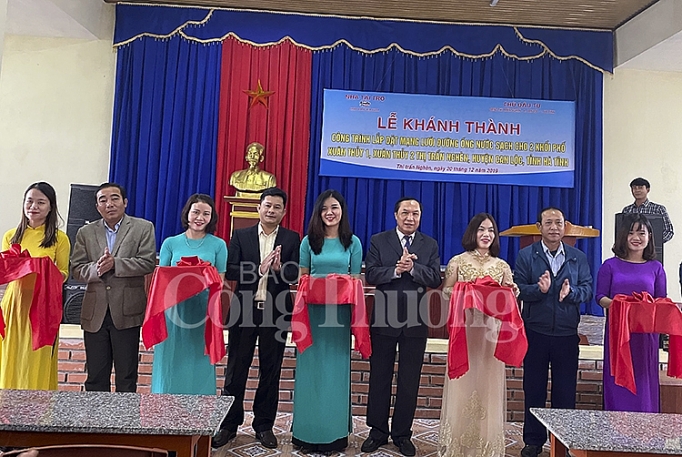 Hà Tĩnh: Khánh thành công trình “Khơi nguồn nước sạch vì miền Trung yêu thương” ha tinh khanh thanh cong trinh khoi nguon nuoc sach vi mien trung yeu thuong