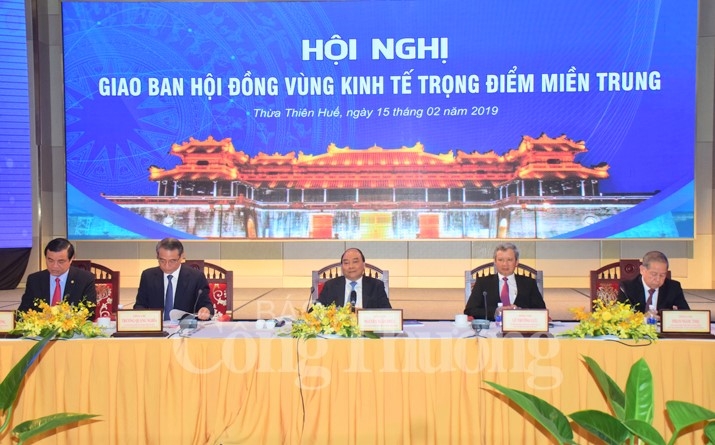 Thủ tướng dự hội nghị giao ban Vùng kinh tế trọng điểm miền Trung thu tuong du hoi nghi giao ban vung kinh te trong diem mien trung