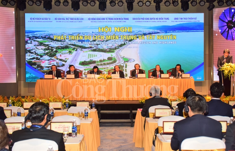 Phát triển du lịch phải theo nguyên lý lấy cụm ngành làm trung tâm phat trien du lich phai theo nguyen ly lay cum nganh lam trung tam