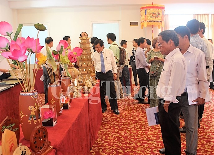 Festival nghề truyền thống Huế: Nơi hồi sinh và phát triển các làng nghề festival nghe truyen thong hue noi hoi sinh va phat trien cac lang nghe