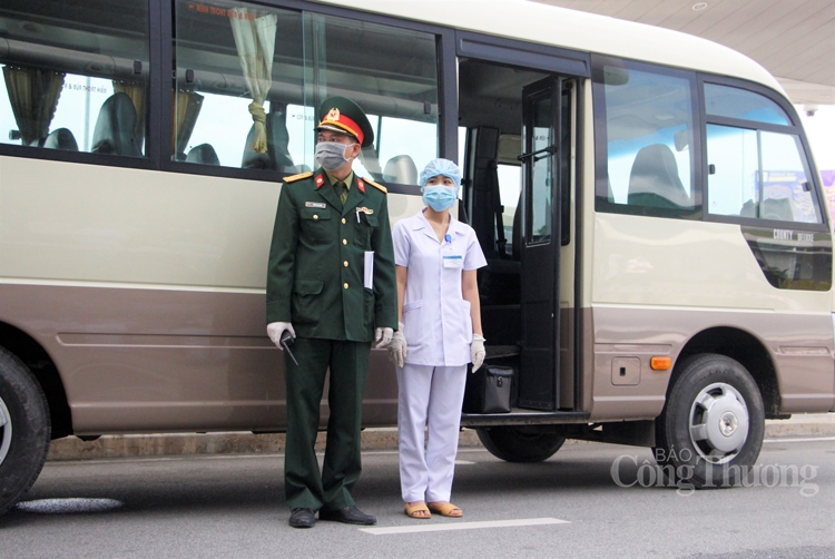 thua thien hue san sang don nguoi viet nam tu trung quoc tro ve