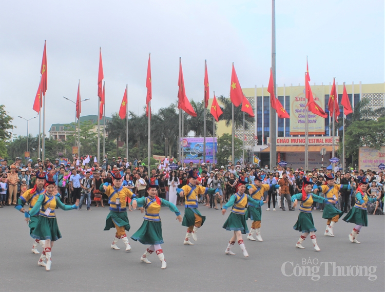 thua thien hue se xay dung theo mo hinh thanh pho trong thanh pho khong hinh thanh cac quan noi thanh