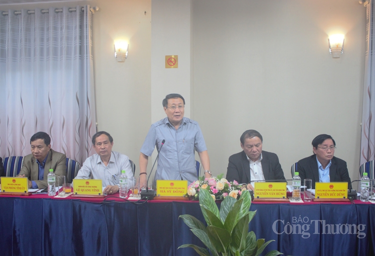 Bộ trưởng Trần Tuấn Anh: Ủng hộ xây dựng Quảng Trị thành trung tâm năng lượng sạch của miền Trung bo truong tran tuan anh ung ho xay dung quang tri thanh trung tam nang luong sach cua mien trung