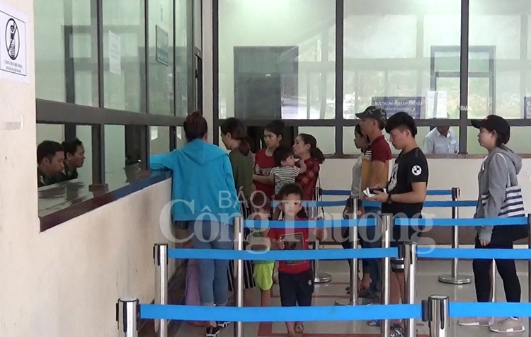 Quảng Bình: Tăng cường công tác quản lí, đầu tư tại cửa khẩu quốc tế Cha Lo quang binh tang cuong cong tac quan li dau tu tai cua khau quoc te cha lo