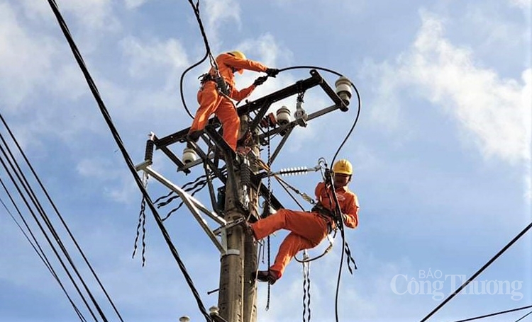 Ngành điện Quảng Bình không ngừng nâng cao chất lượng điện năng nganh dien quang binh khong ngung nang cao chat luong dien nang
