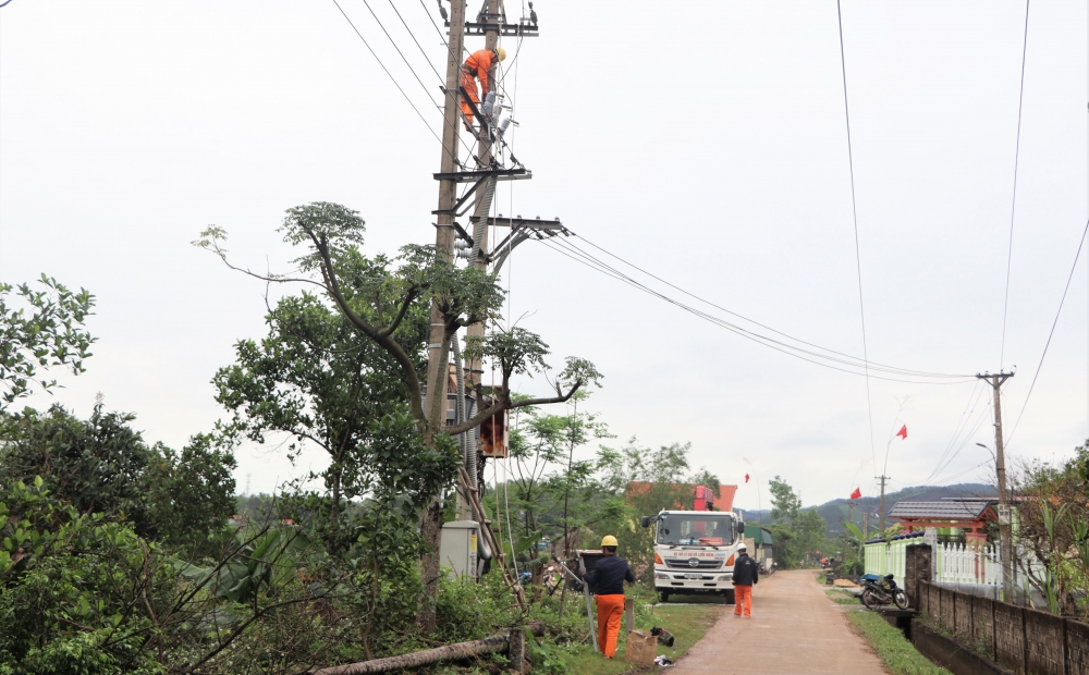 PC Quảng Bình: Đảm bảo cung cấp điện an toàn, ổn định phục vụ dịp lễ 30/4 và 1/5