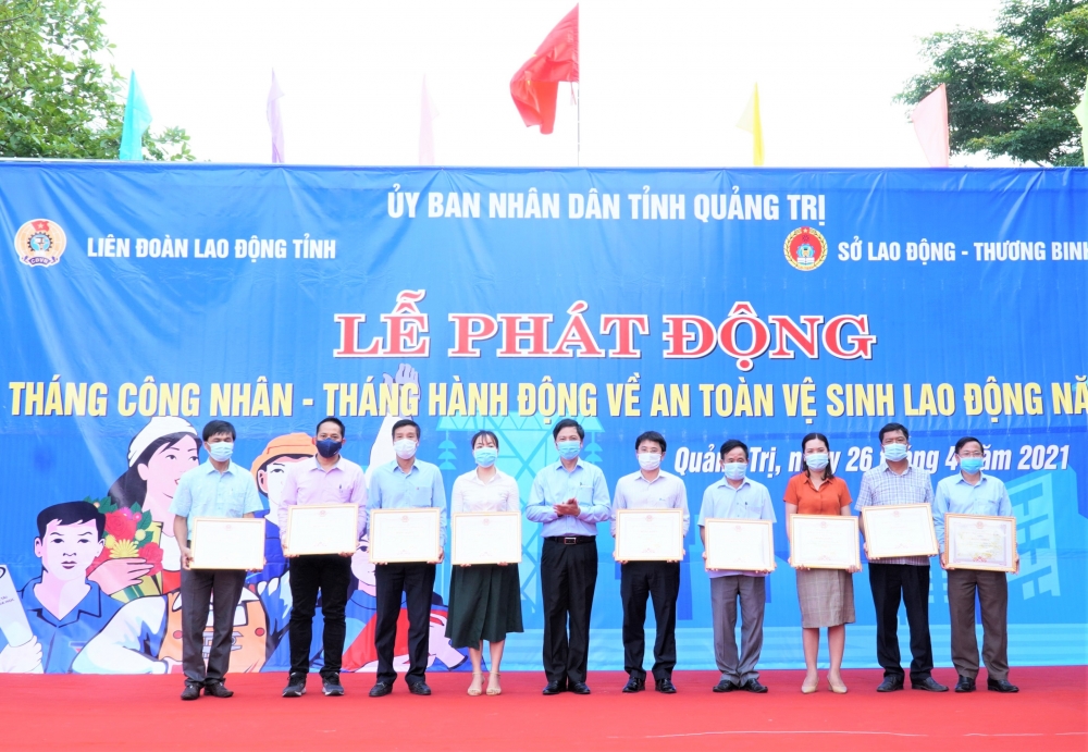Ngành điện Quảng Trị: Có thành tích xuất sắc về công tác an toàn vệ sinh lao động giai đoạn 2016-2020 Ngành điện Quảng Trị: Có thành tích xuất sắc về công tác an toàn vệ sinh lao động giai đoạn 2016 2020