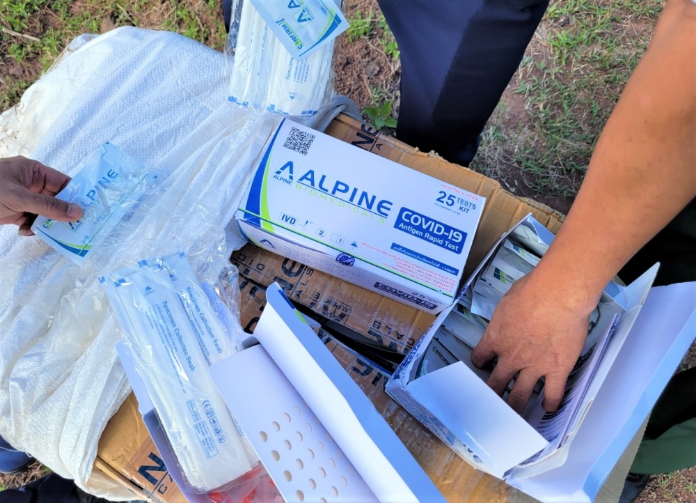 Quảng Trị: Bí mật bên trong hai thùng carton ở bãi đất trống