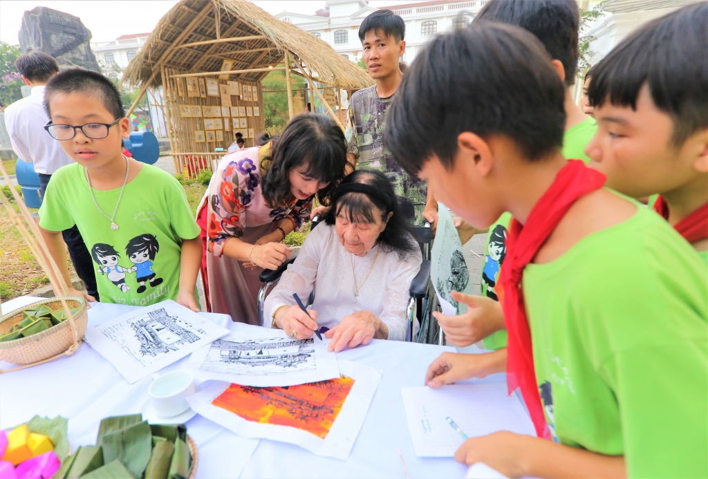 festival nghe truyen thong hue 2019 ton vinh su tai hoa cua cac nghe nhan