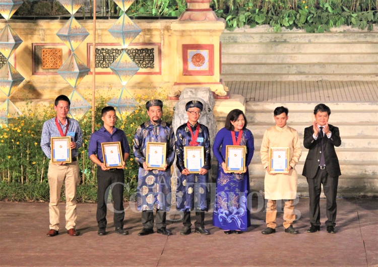 festival nghe truyen thong hue 2019 ton vinh su tai hoa cua cac nghe nhan
