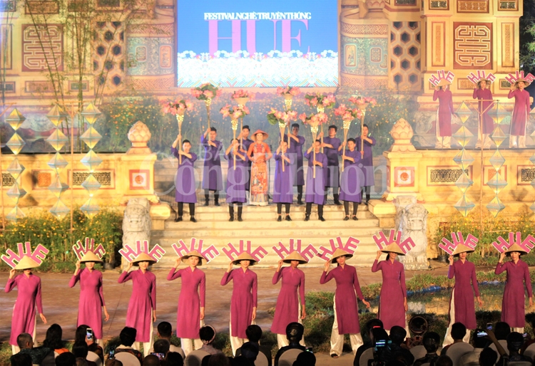 festival nghe truyen thong hue 2019 ton vinh su tai hoa cua cac nghe nhan