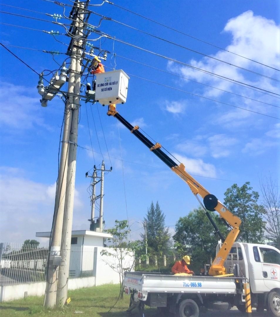 nganh dien thua thien hue cac giai phap dam bao cung cap dien mua nang nong