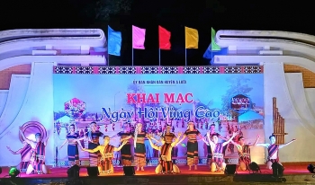 A Lưới rực rỡ những ngày hội