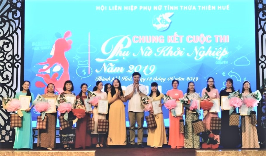 Dự án du lịch Sen Huế giành giải nhất cuộc thi "Phụ nữ khởi nghiệp" du an du lich sen hue gianh giai nhat cuoc thi phu nu khoi nghiep