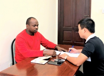 Thừa Thiên Huế: Bắt nhóm đối tượng lừa đảo 120 tỷ đồng qua mạng Internet.