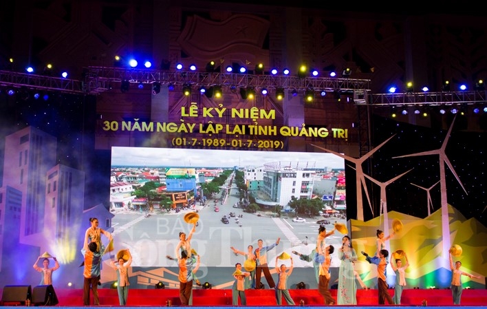 quang tri ky niem 30 nam tai lap tinh va don nhan huan chuong doc lap hang nhat