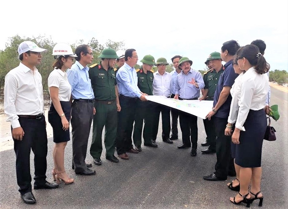 Quảng Trị: “Bức tranh sáng” về thu hút đầu tư quang tri buc tranh sang ve cong tac thu hut dau tu