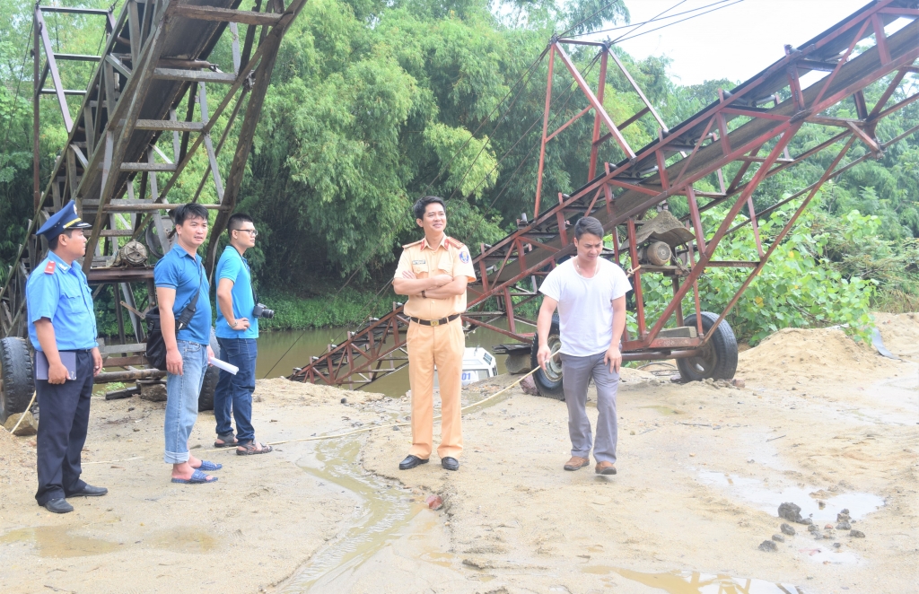 Thừa Thiên Huế đấu tranh với nạn “cát tặc” và hợp thức hóa đơn phi pháp thua thien hue dau tranh voi nan cat tac va hop thuc hoa don phi phap