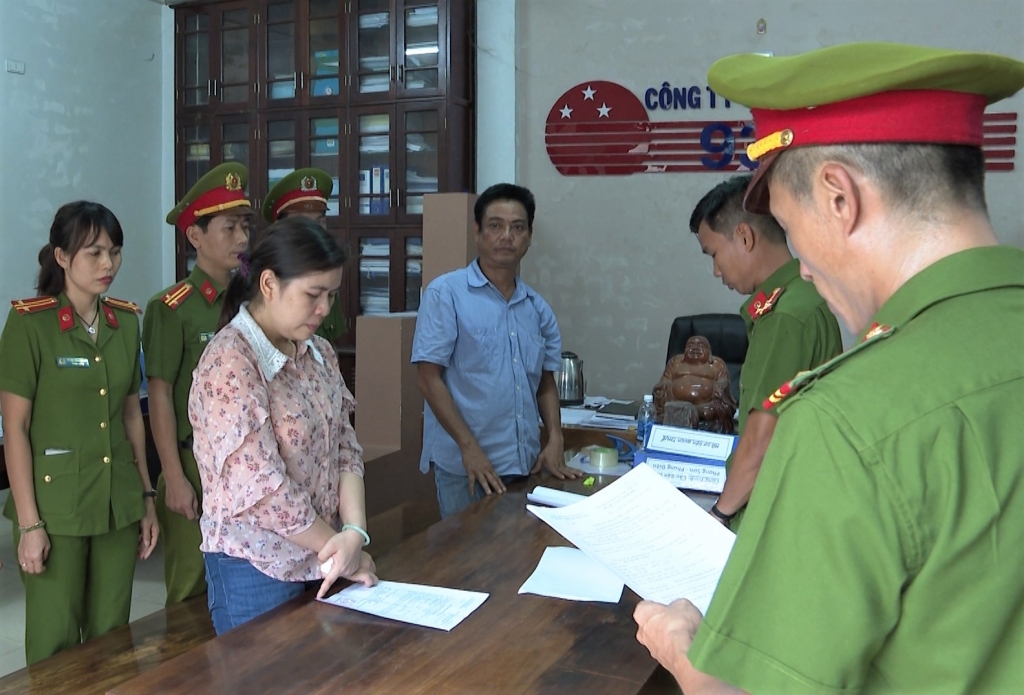 Vụ cát tặc tại Huế: Khởi tố thêm 5 bị can mua bán trái phép hóa đơn, chứng từ dau tranh voi nan cat tac va hop thuc hoa don phi phap tai thua thien hue khoi to them 5 bi can mua ban trai phep hoa don chung tu