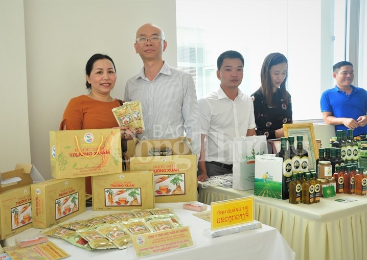 quang tri hon 100 san pham vat pham tham gia chuong trinh ocop