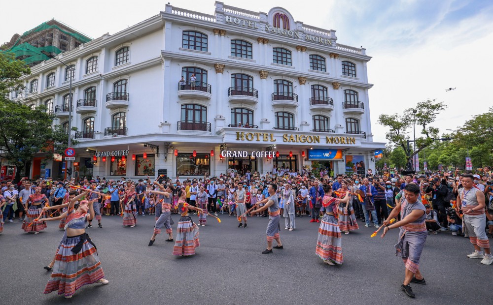 Giao thoa văn hóa dân tộc – nhìn từ Festival Huế 2022