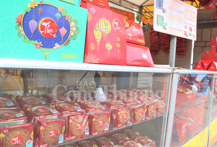 Thừa Thiên Huế: Phong phú thị trường Tết Trung thu thua thien hue phong phu thi truong tet trung thu