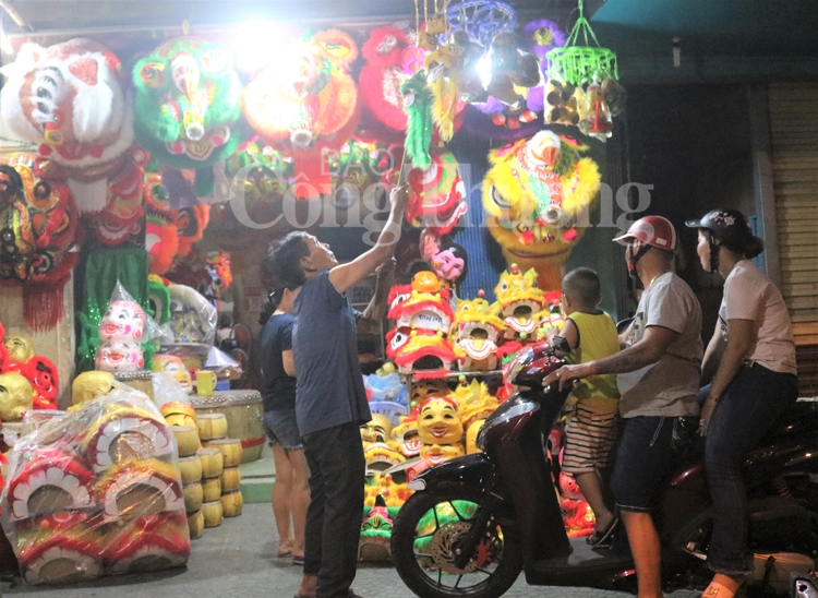 Thừa Thiên Huế: Phong phú thị trường Tết Trung thu thua thien hue phong phu thi truong tet trung thu