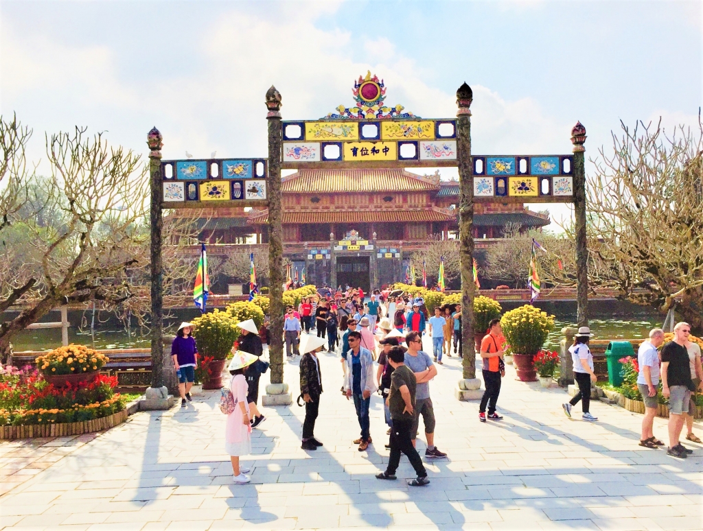 Thừa Thiên Huế: Miễn vé tham quan 2 ngày các điểm di tích dịp kỷ niệm 30 năm tái lập tỉnh thua thien hue mien ve tham quan 2 ngay cac diem di tich dip ky niem 30 nam tai lap tinh