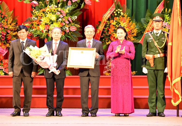 Thừa Thiên Huế: Phát huy tiềm năng, lợi thế so sánh để phát triển kinh tế nhanh và bền vững thua thien hue phat huy tiem nang loi the so sanh de phat trien kinh te nhanh va ben vung
