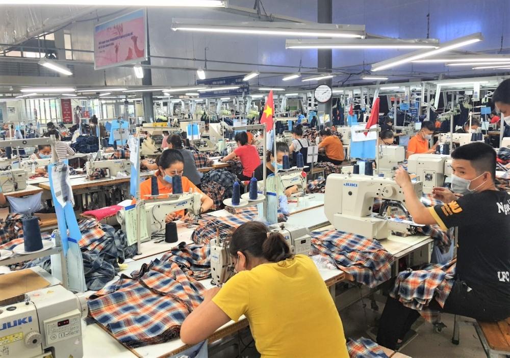 Quảng Bình: Ảnh hưởng dịch bệnh nhưng hoạt động công nghiệp duy trì mức tăng trưởng