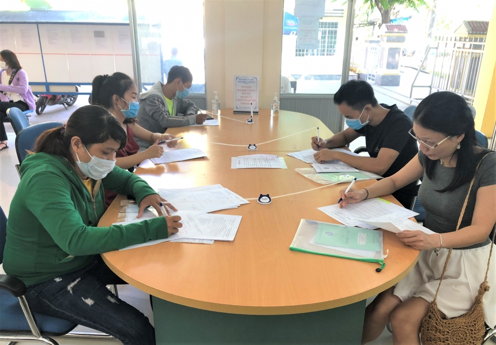 Thừa Thiên Huế: Tích cực hỗ trợ, giới thiệu việc làm cho lao động trở về từ vùng dịch