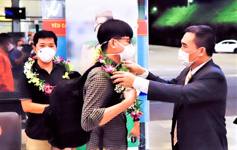 Quảng Bình: Đón những du khách đầu tiên tham quan hệ thống hang động