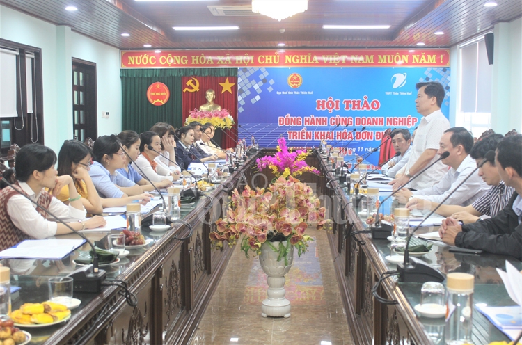 nganh thue thua thien hue huong dan doanh nghiep thuc hien hoa don dien tu