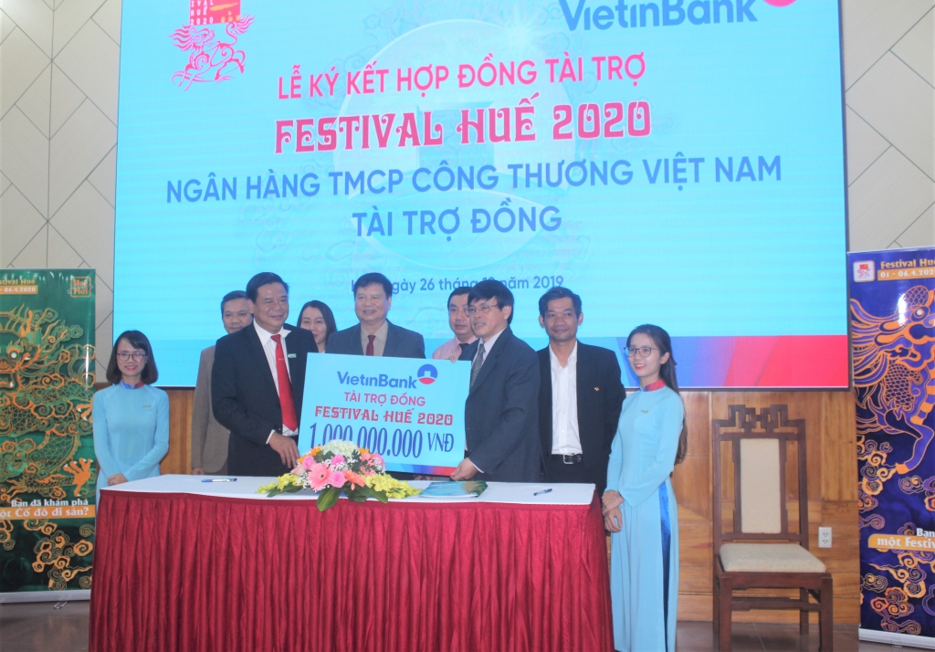 thua thien hue vietinbank tai tro 1 ty dong cho festival hue 2020