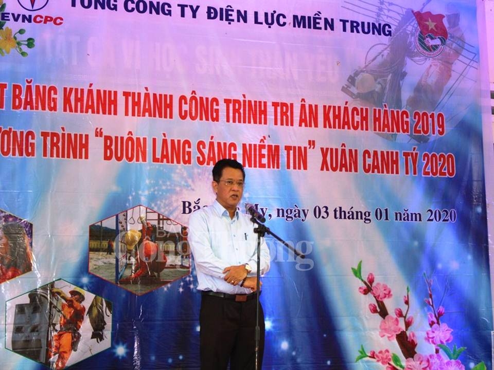 EVNCPC: Mang yêu thương đến với bà con vùng cao Quảng Nam dịp Xuân về evncpc mang yeu thuong den voi ba con vung cao quang nam dip xuan ve