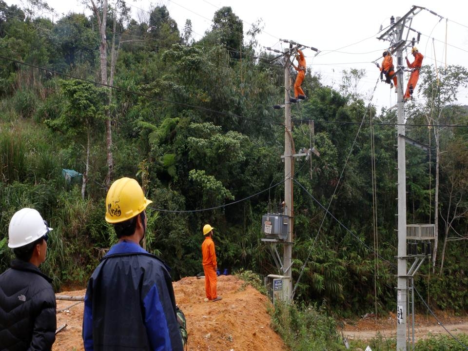 Đảng bộ PC Quảng Nam: Tiêu biểu, vững mạnh 5 năm liền dang bo pc quang nam doan ket thuc hien thang loi moi nhiem vu