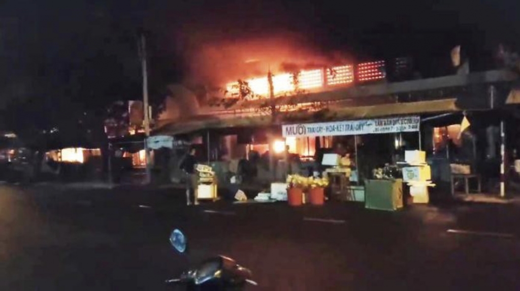 quang nam lien tiep xay ra cac vu chay cho gay thiet hai nghiem trong