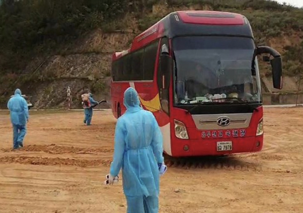 Quảng Bình cách ly 43 người tiếp xúc gần với người nghi ngờ mắc Covid-19 quang binh cach ly 43 nguoi tiep xuc gan voi nguoi nghi ngo mac covid 19